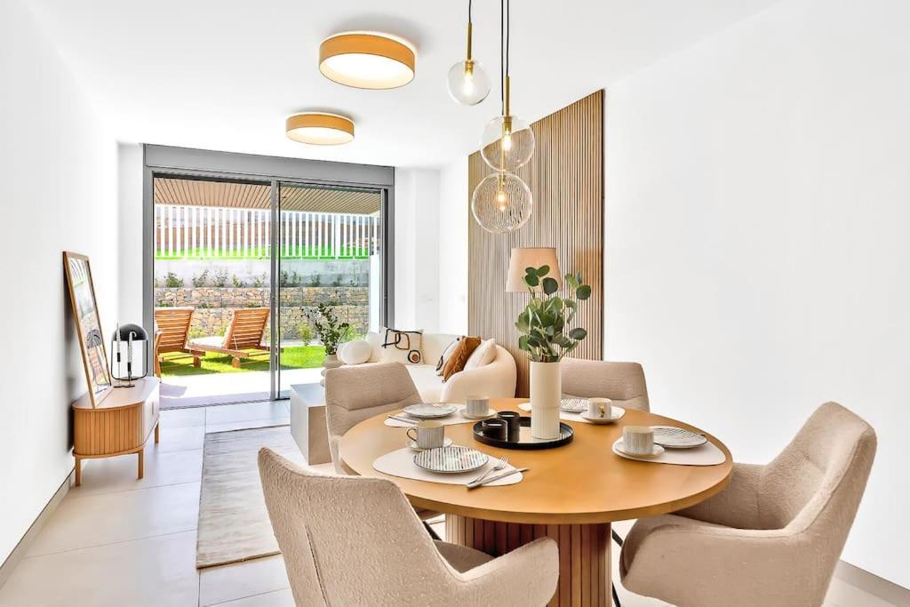 Apartment Beachside Retreat In Elviria, Near Amenities!