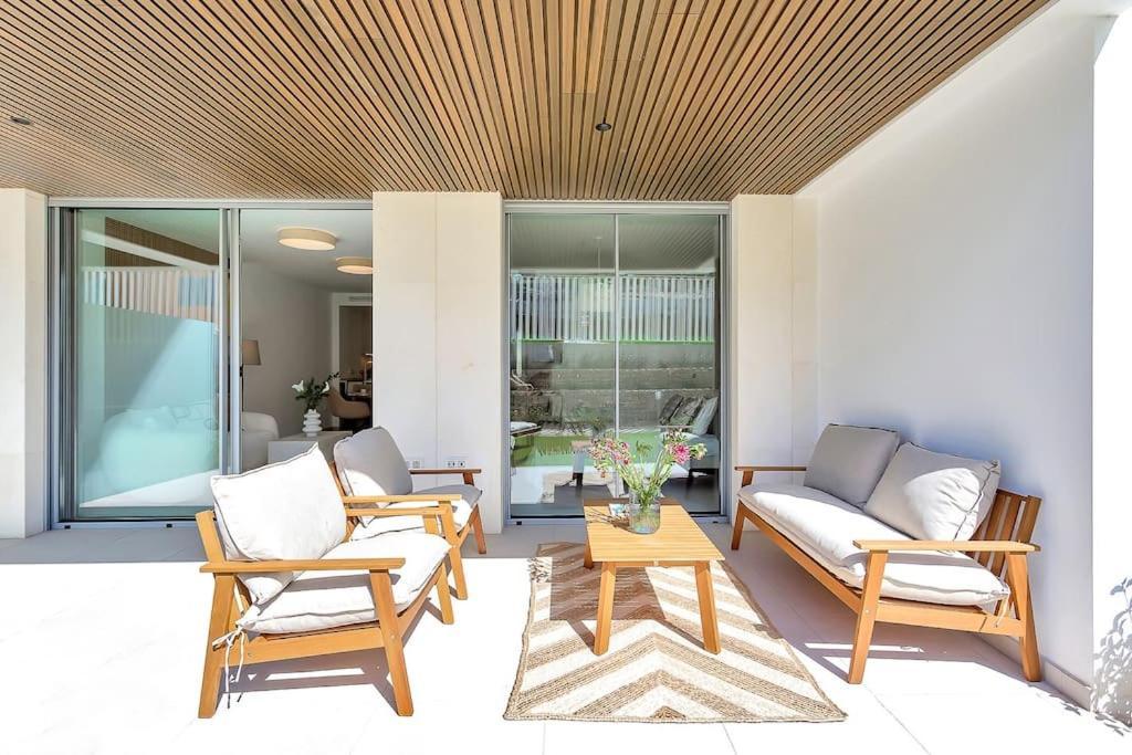 Apartment Beachside Retreat In Elviria, Near Amenities!