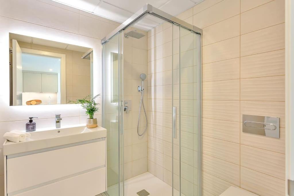 Beachside Retreat In Elviria, Near Amenities! * Marbella